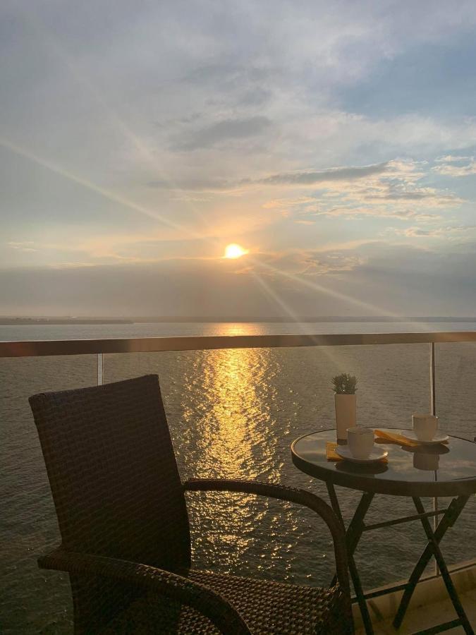 Apartment Sunset Lake View 마마이아 외부 사진