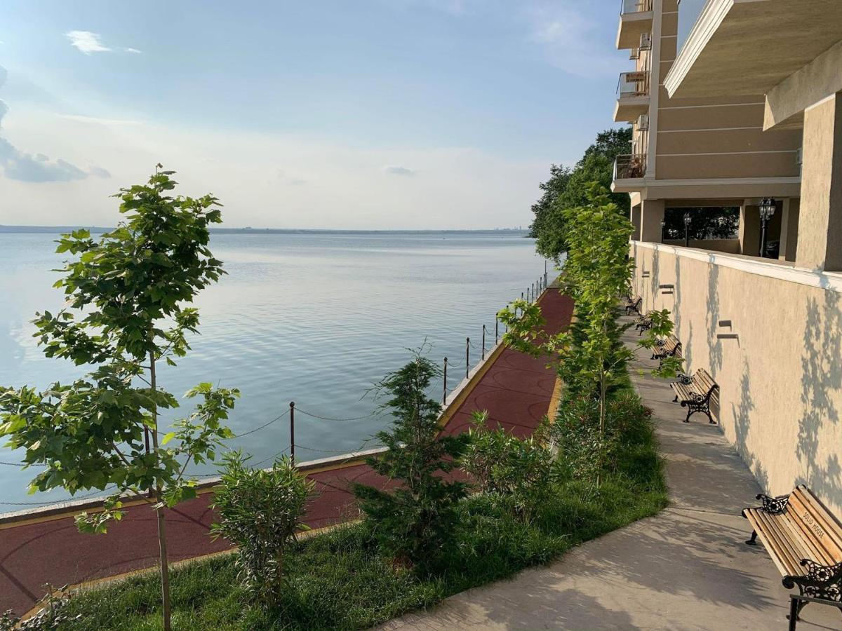 Apartment Sunset Lake View 마마이아 외부 사진
