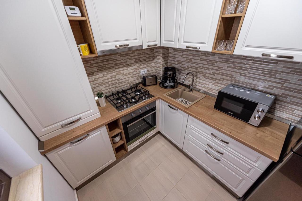 Apartment Sunset Lake View 마마이아 외부 사진